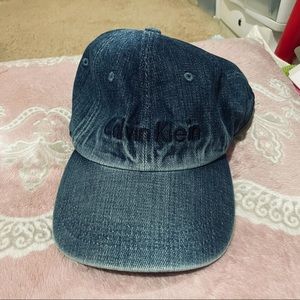 CALVIN KLEIN Dark Denim Hat
